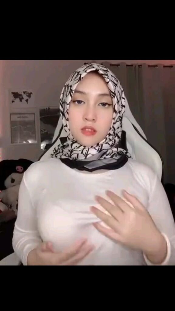 Video Abg Viral Dinda Lepas Hijab WOT Semakin B3ringas